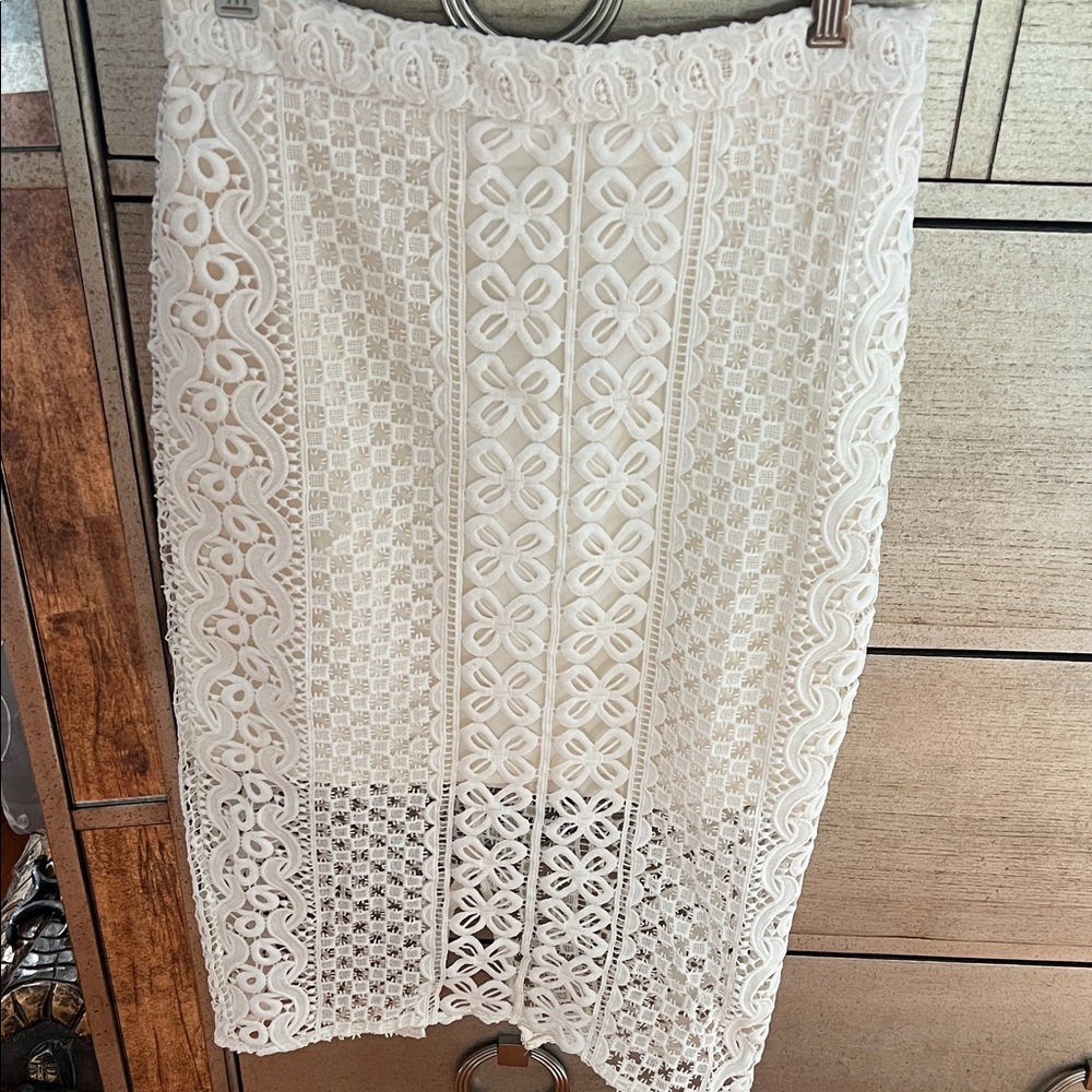 Bardot White Lace Pencil Skirt